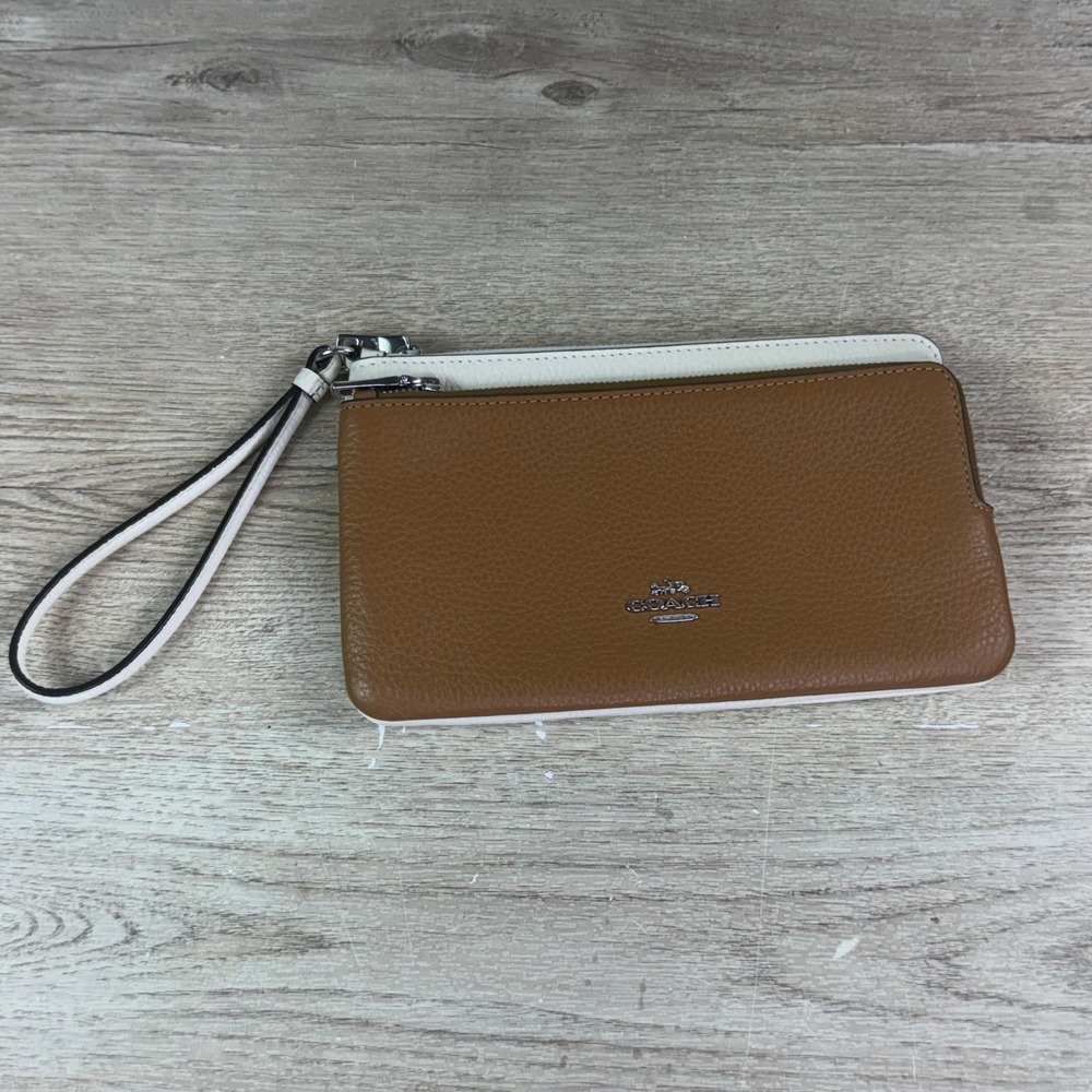 Coach Wristlet Double Zip Pebbled Leather Brown White Womens OS
